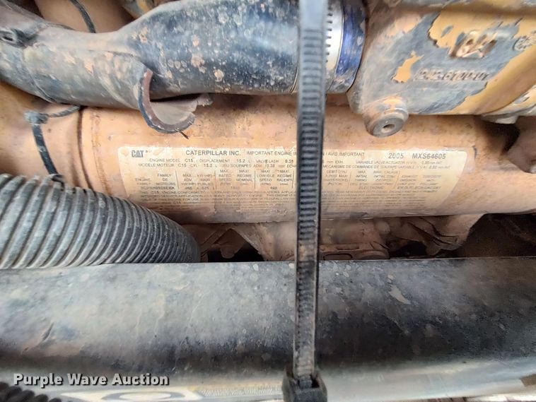 image for item LK9081 2006 Peterbilt 379  semi truck