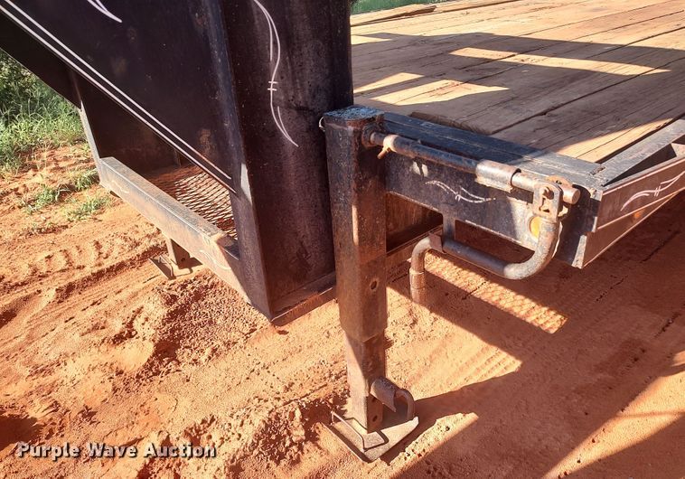 image for item LK9120 2000 Kargo King KK82EGN  equipment trailer