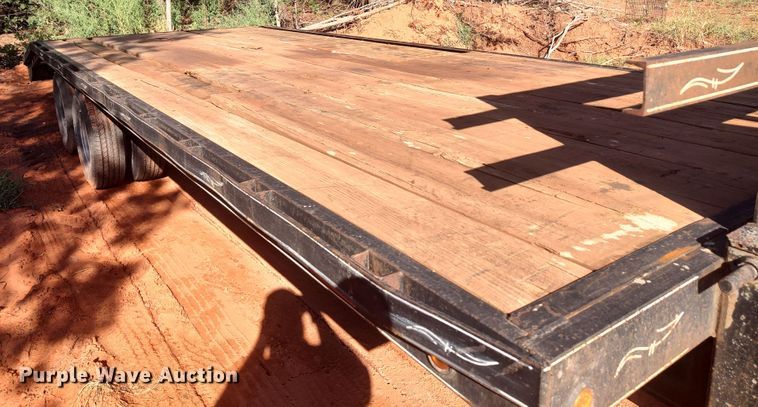 image for item LK9120 2000 Kargo King KK82EGN  equipment trailer