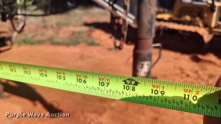 image for item LK9120 2000 Kargo King KK82EGN  equipment trailer