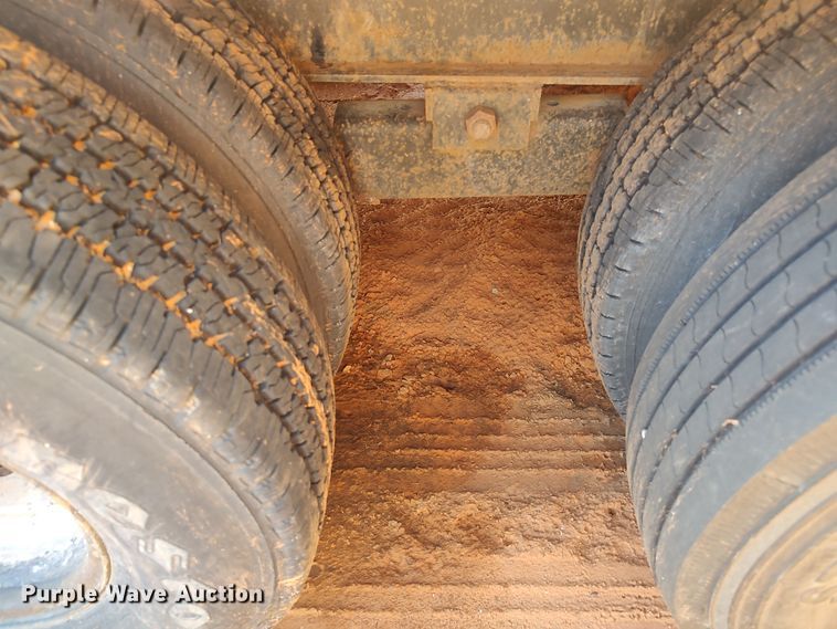 image for item LK9120 2000 Kargo King KK82EGN  equipment trailer