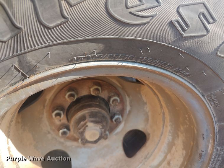 image for item LK9120 2000 Kargo King KK82EGN  equipment trailer