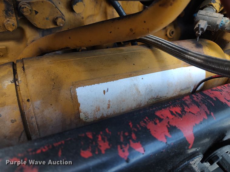 image for item LK9152 2004 Peterbilt 379  semi truck