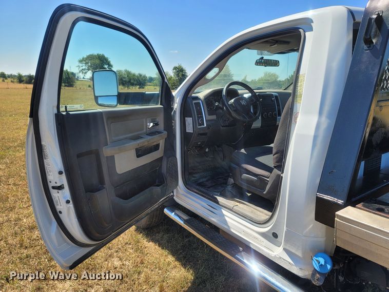 image for item LM9573 2012 Dodge Ram 5500HD  rollback truck