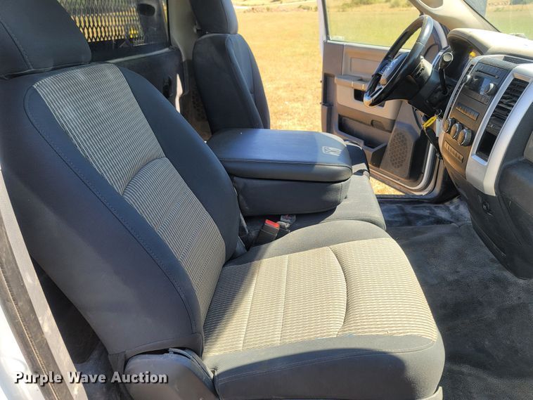 image for item LM9573 2012 Dodge Ram 5500HD  rollback truck