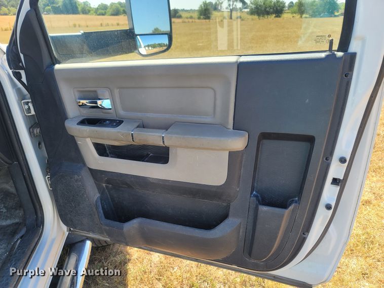 image for item LM9573 2012 Dodge Ram 5500HD  rollback truck