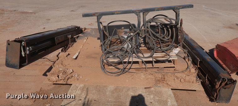 image for item LP9010 Waltco GQ250  end gate lift