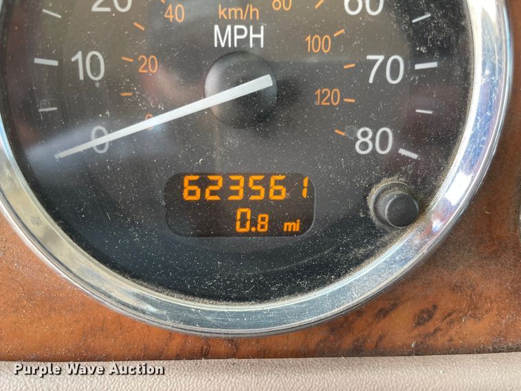 image for item MJ9063 2009 Peterbilt 388  semi truck