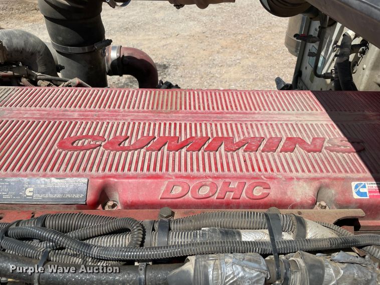 image for item MJ9063 2009 Peterbilt 388  semi truck