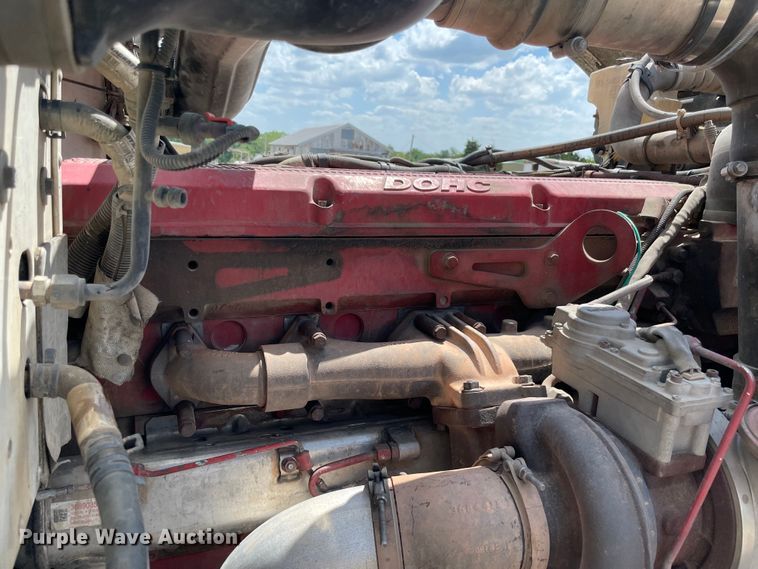 image for item MJ9063 2009 Peterbilt 388  semi truck