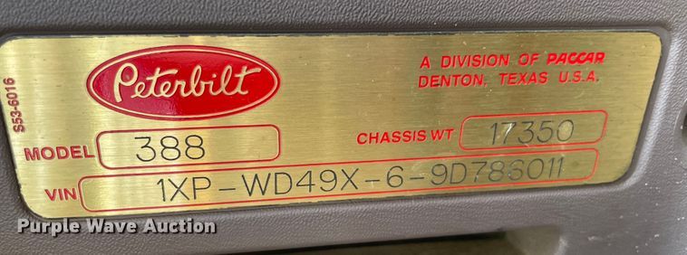 image for item MJ9063 2009 Peterbilt 388  semi truck