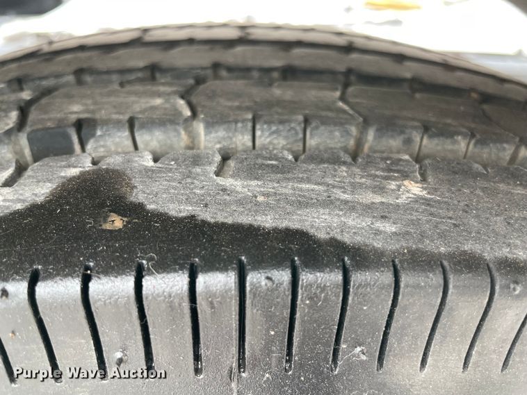 image for item MJ9082 2010 Kenworth W900  semi truck