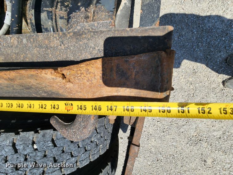 image for item MK9064 2000 Mack CH613  semi truck