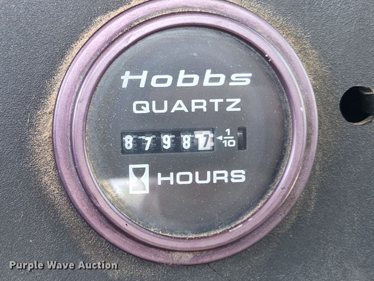 image for item MK9064 2000 Mack CH613  semi truck