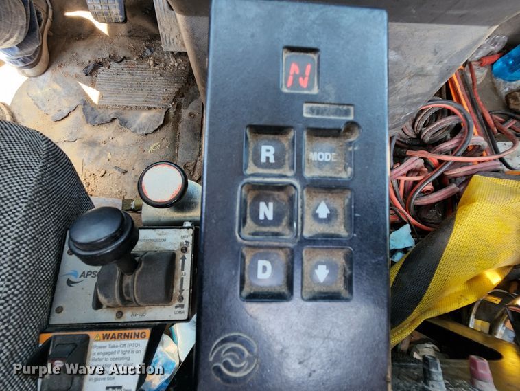 image for item MK9064 2000 Mack CH613  semi truck