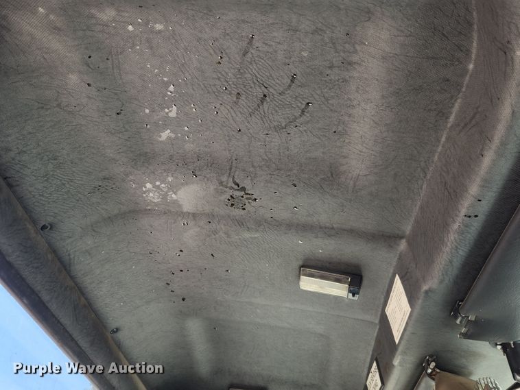 image for item MK9064 2000 Mack CH613  semi truck