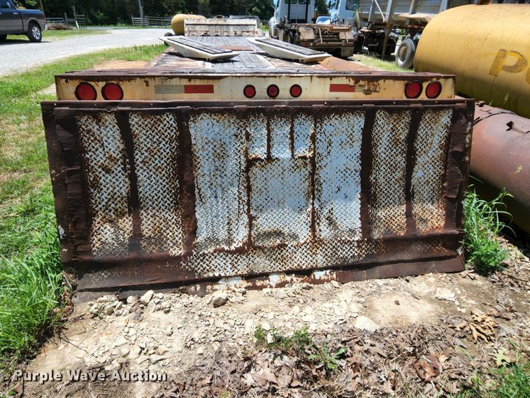 image for item MK9067 1992 Trail King TK70HTP-442  equipment trailer