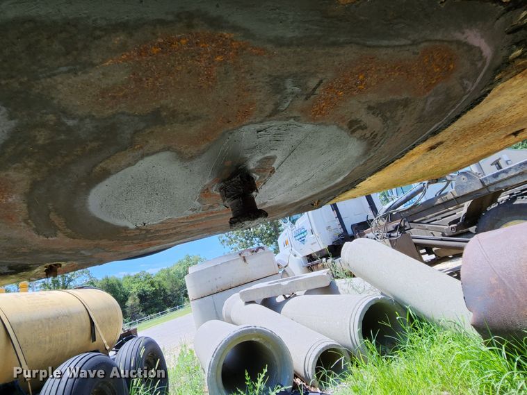 image for item MK9067 1992 Trail King TK70HTP-442  equipment trailer