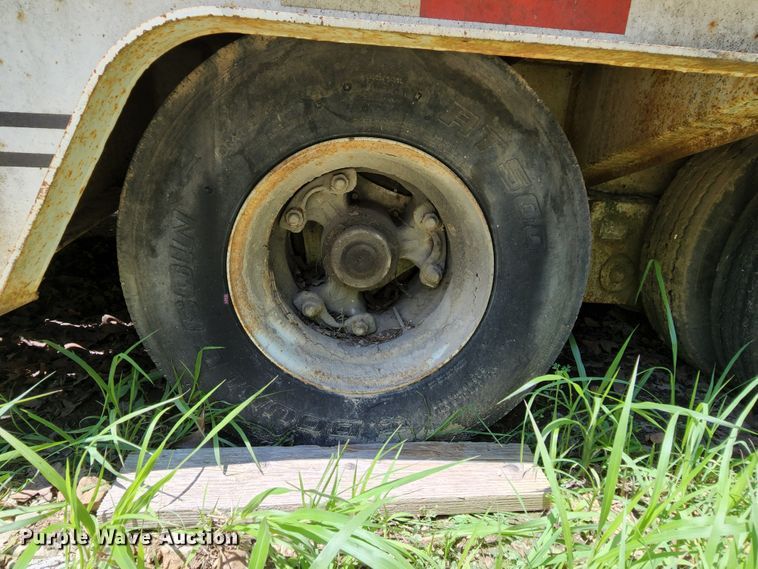 image for item MK9067 1992 Trail King TK70HTP-442  equipment trailer