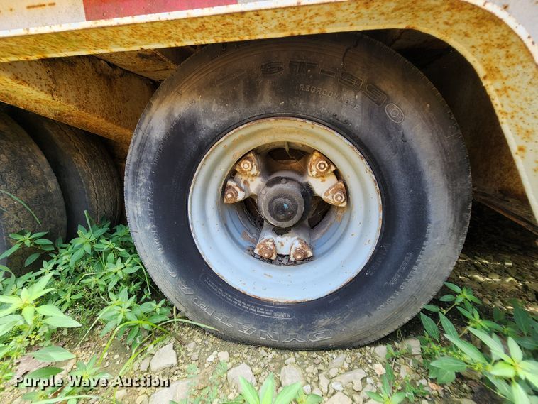 image for item MK9067 1992 Trail King TK70HTP-442  equipment trailer