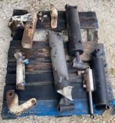 image for item MK9067 1992 Trail King TK70HTP-442  equipment trailer