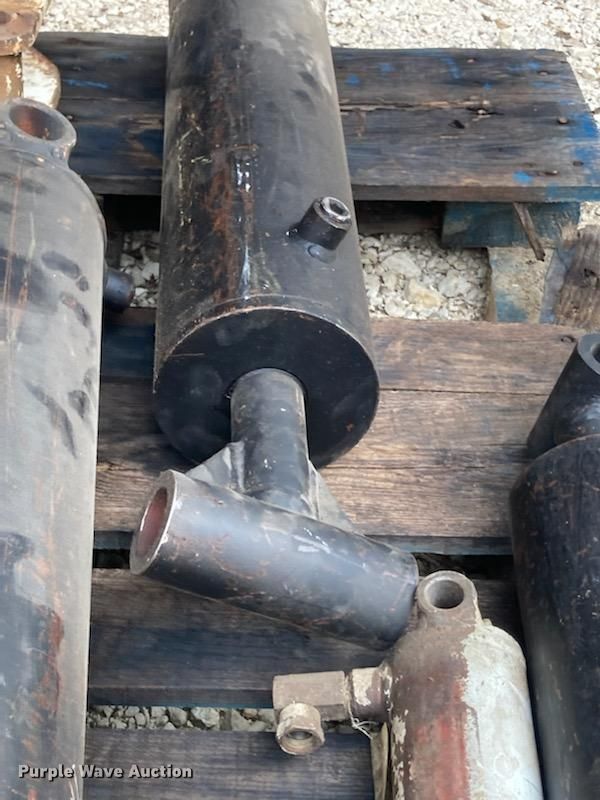 image for item MK9067 1992 Trail King TK70HTP-442  equipment trailer