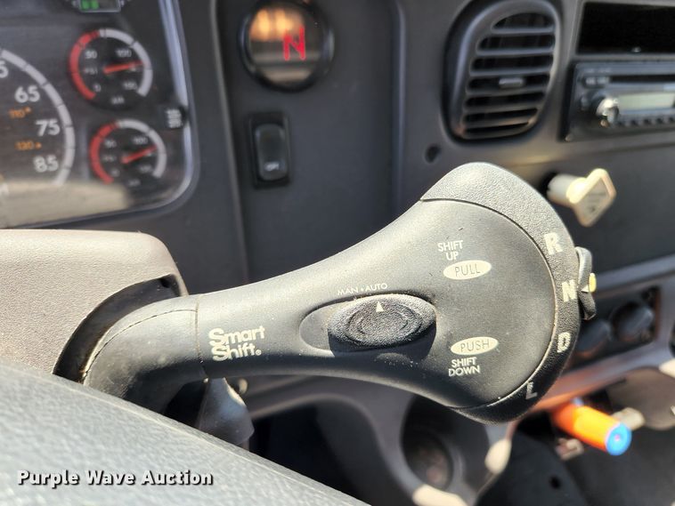 image for item MK9229 2014 Freightliner Business Class M2  box truck