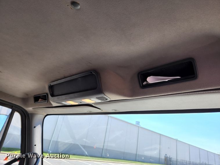 image for item MK9229 2014 Freightliner Business Class M2  box truck