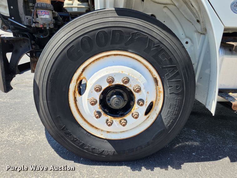 image for item MK9229 2014 Freightliner Business Class M2  box truck