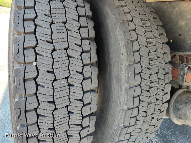 image for item MK9229 2014 Freightliner Business Class M2  box truck