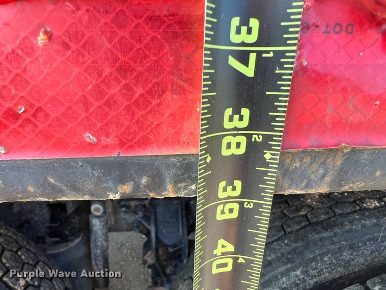 image for item MQ9812 2009 Mack CHU613  dump truck