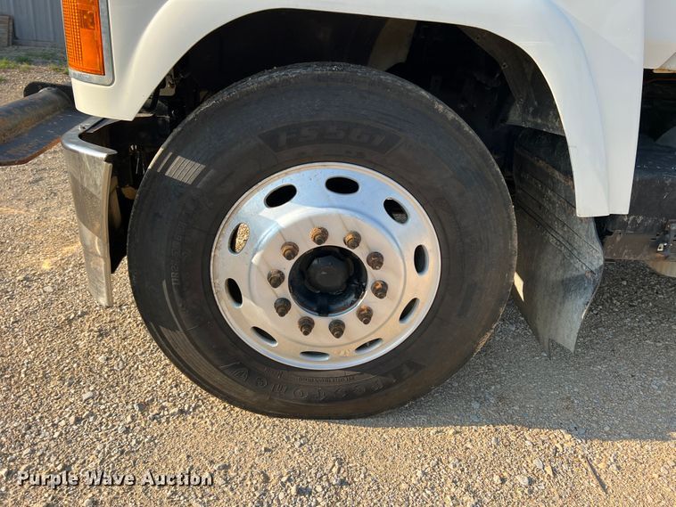 image for item MQ9812 2009 Mack CHU613  dump truck