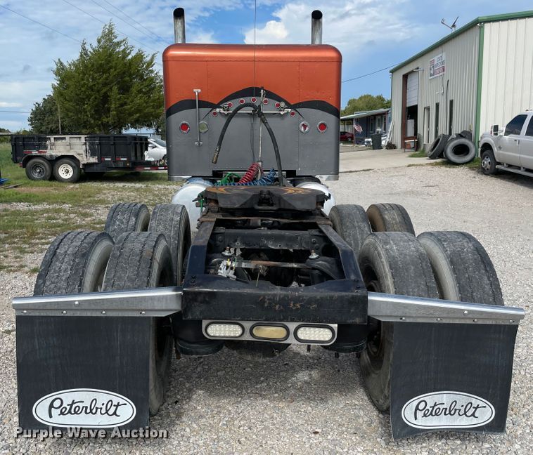 image for item MR9287 1991 Peterbilt 379  semi truck