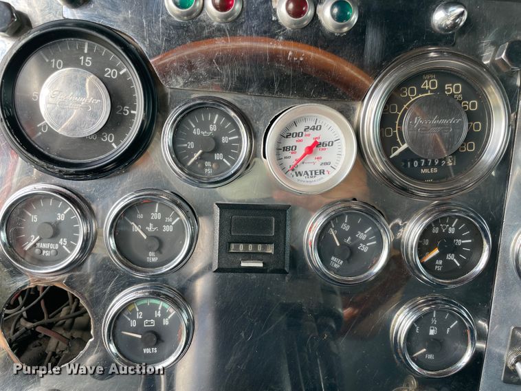 image for item MR9287 1991 Peterbilt 379  semi truck