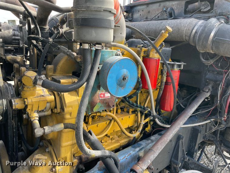 image for item MR9287 1991 Peterbilt 379  semi truck