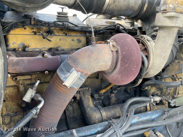 image for item MR9287 1991 Peterbilt 379  semi truck