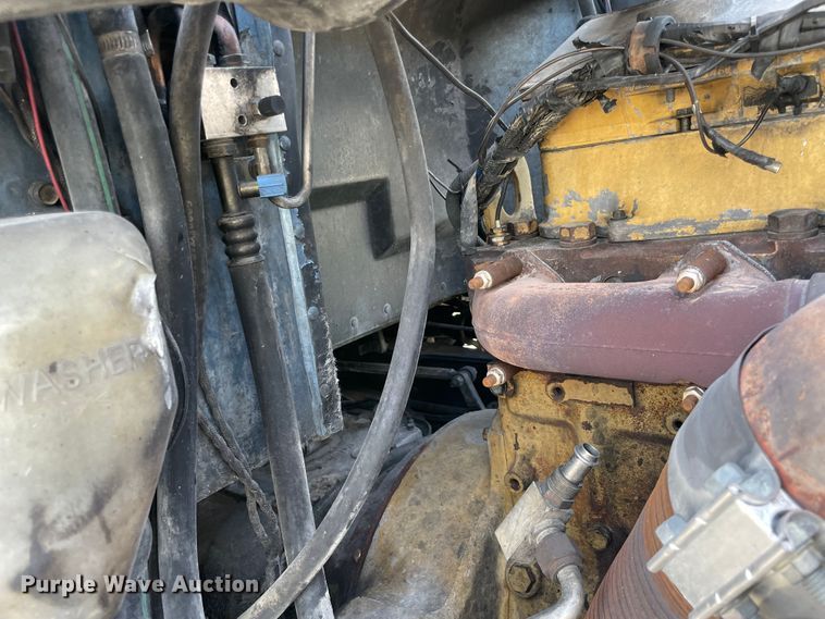 image for item MR9287 1991 Peterbilt 379  semi truck