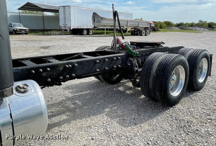 image for item MR9287 1991 Peterbilt 379  semi truck