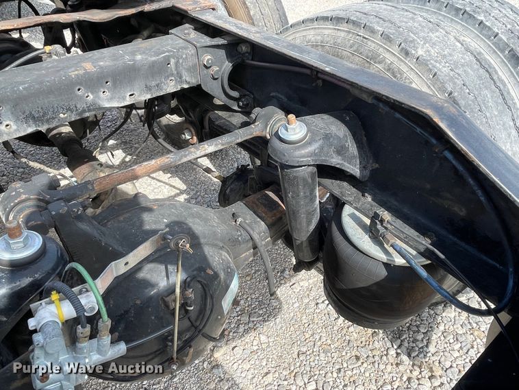 image for item MR9287 1991 Peterbilt 379  semi truck