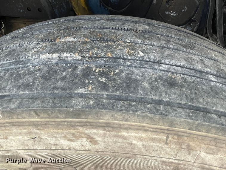 image for item MR9287 1991 Peterbilt 379  semi truck