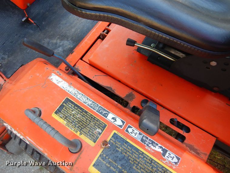 image for item DB7775 Kubota F2000  lawn mower