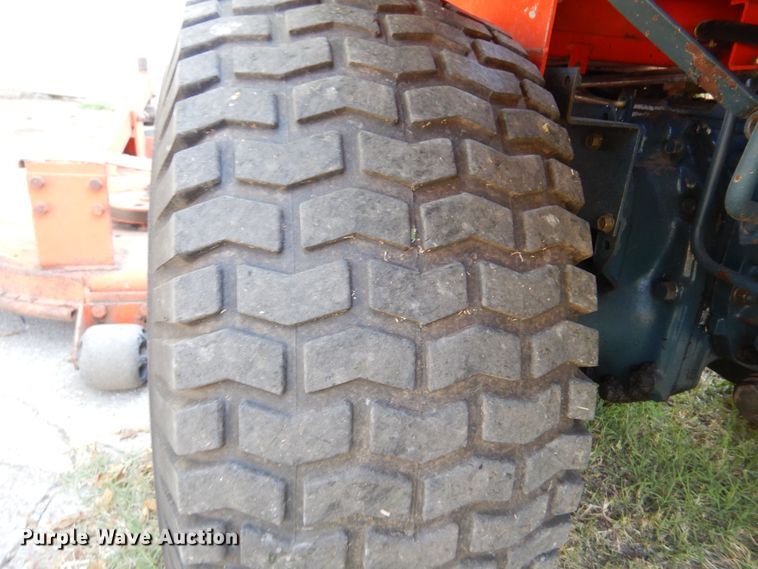 image for item DB7775 Kubota F2000  lawn mower