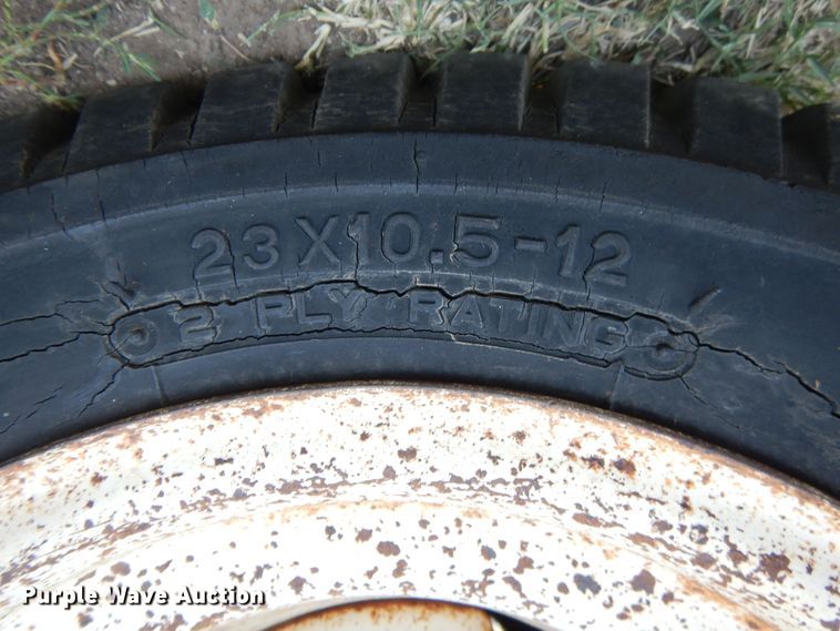 image for item DB7775 Kubota F2000  lawn mower