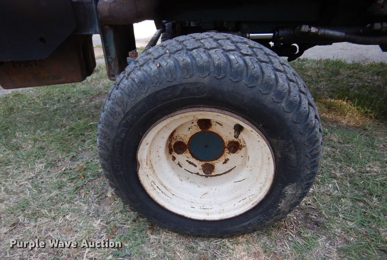 image for item DB7775 Kubota F2000  lawn mower