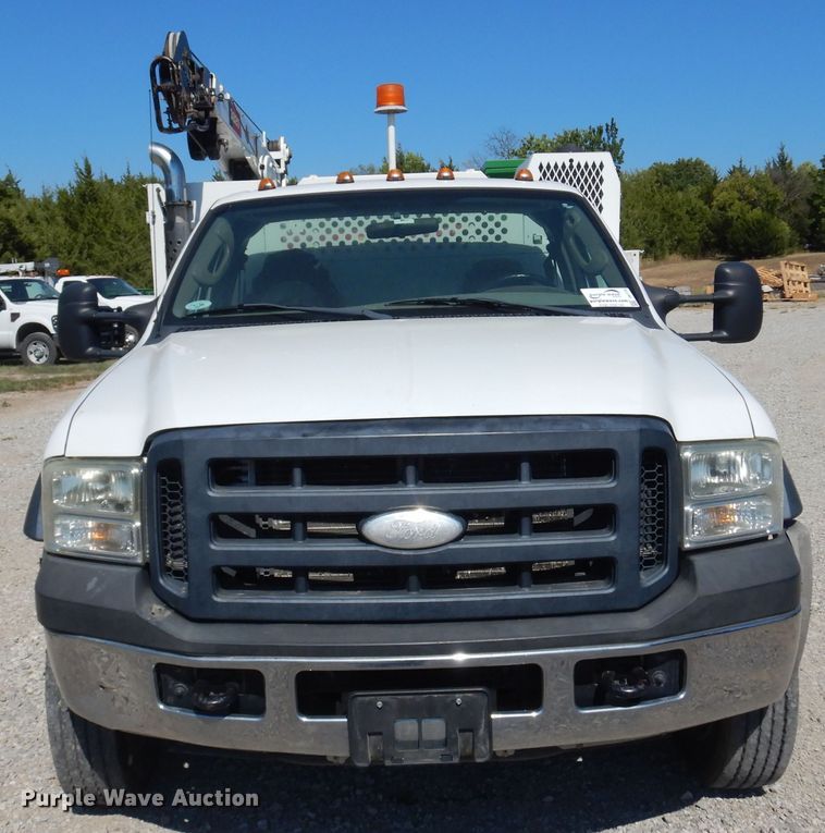 image for item DB7776 2007 Ford F550 Super Duty  utility / service truck