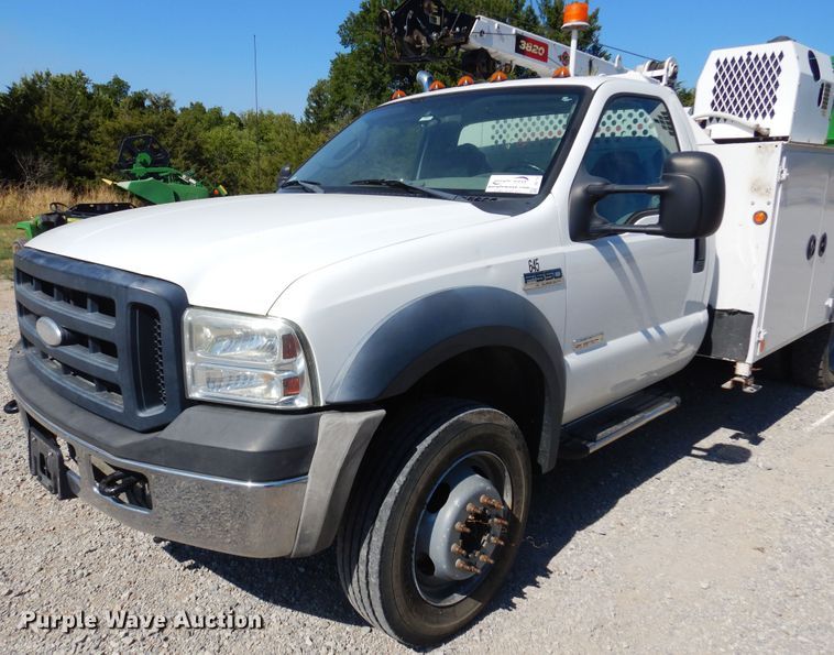 image for item DB7776 2007 Ford F550 Super Duty  utility / service truck