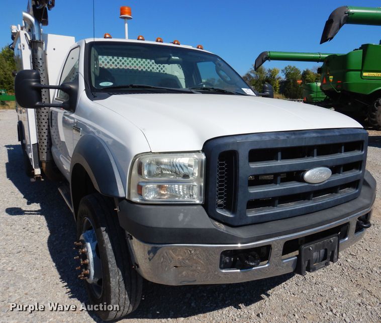 image for item DB7776 2007 Ford F550 Super Duty  utility / service truck