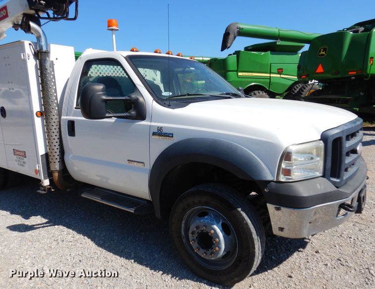 image for item DB7776 2007 Ford F550 Super Duty  utility / service truck