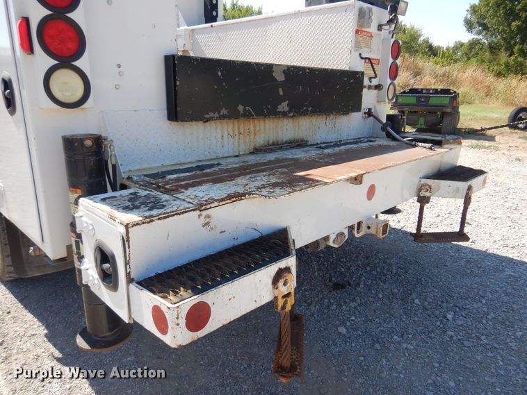 image for item DB7776 2007 Ford F550 Super Duty  utility / service truck