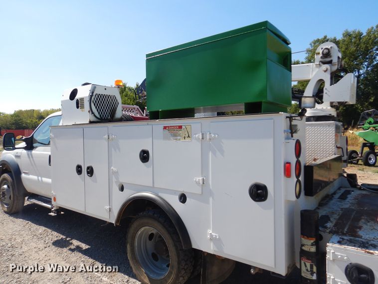 image for item DB7776 2007 Ford F550 Super Duty  utility / service truck